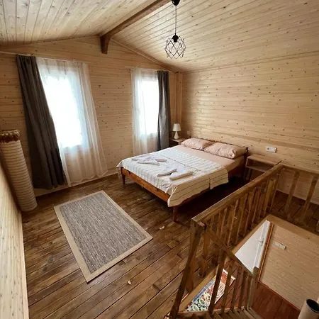 Denessa Aparthotel *