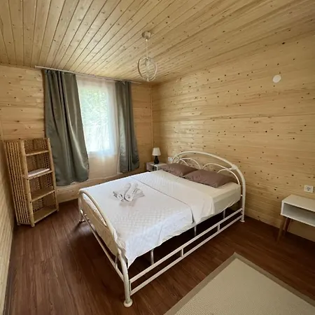 Denessa Aparthotel
